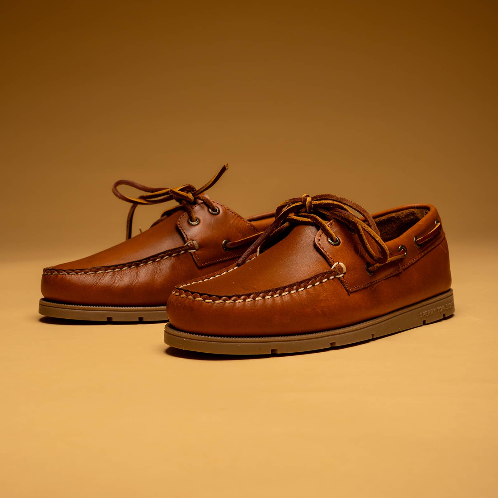 Men's Oakland 2-Eye Chest